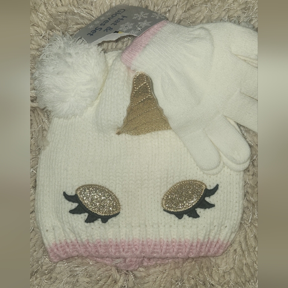 NWT GIRL UNICORN FLEECE PAJAMAS w/SOCKS, 2 HAT/GLOVE SETS & EARMUFFS (Size 6/6X) - Picture 3 of 4